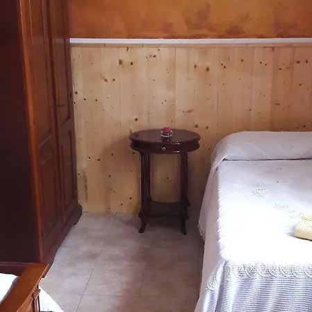 Il Cardellino לינה וארוחת בוקר 3*